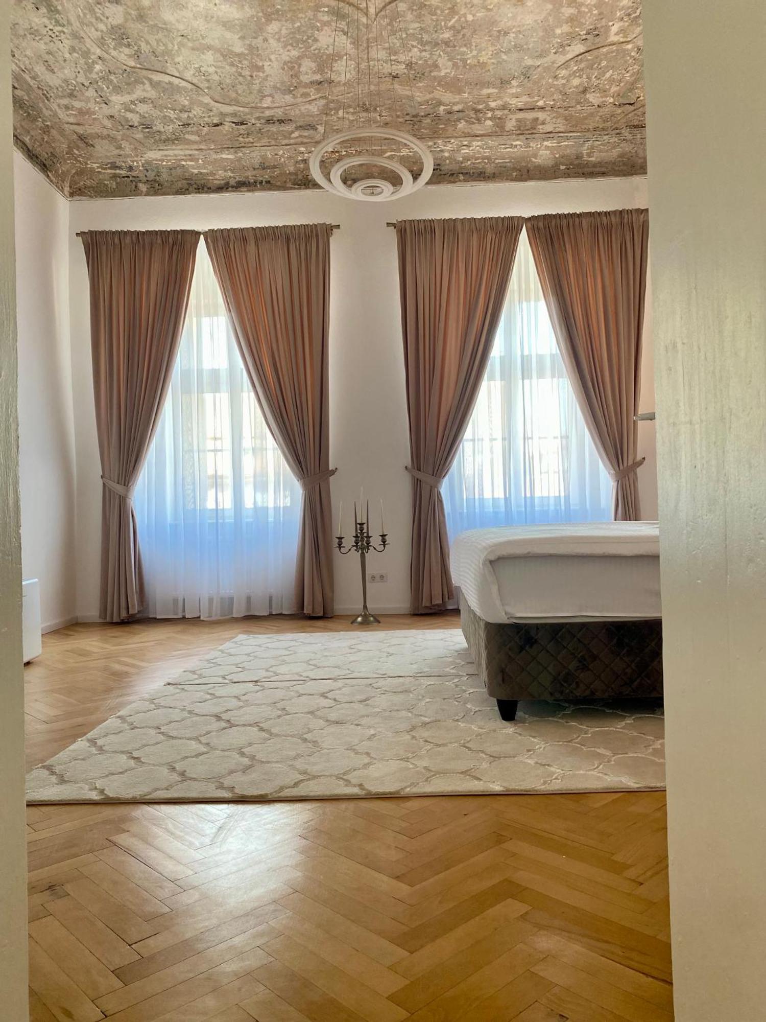 Schiller Rooms Hermannstadt Exterior foto