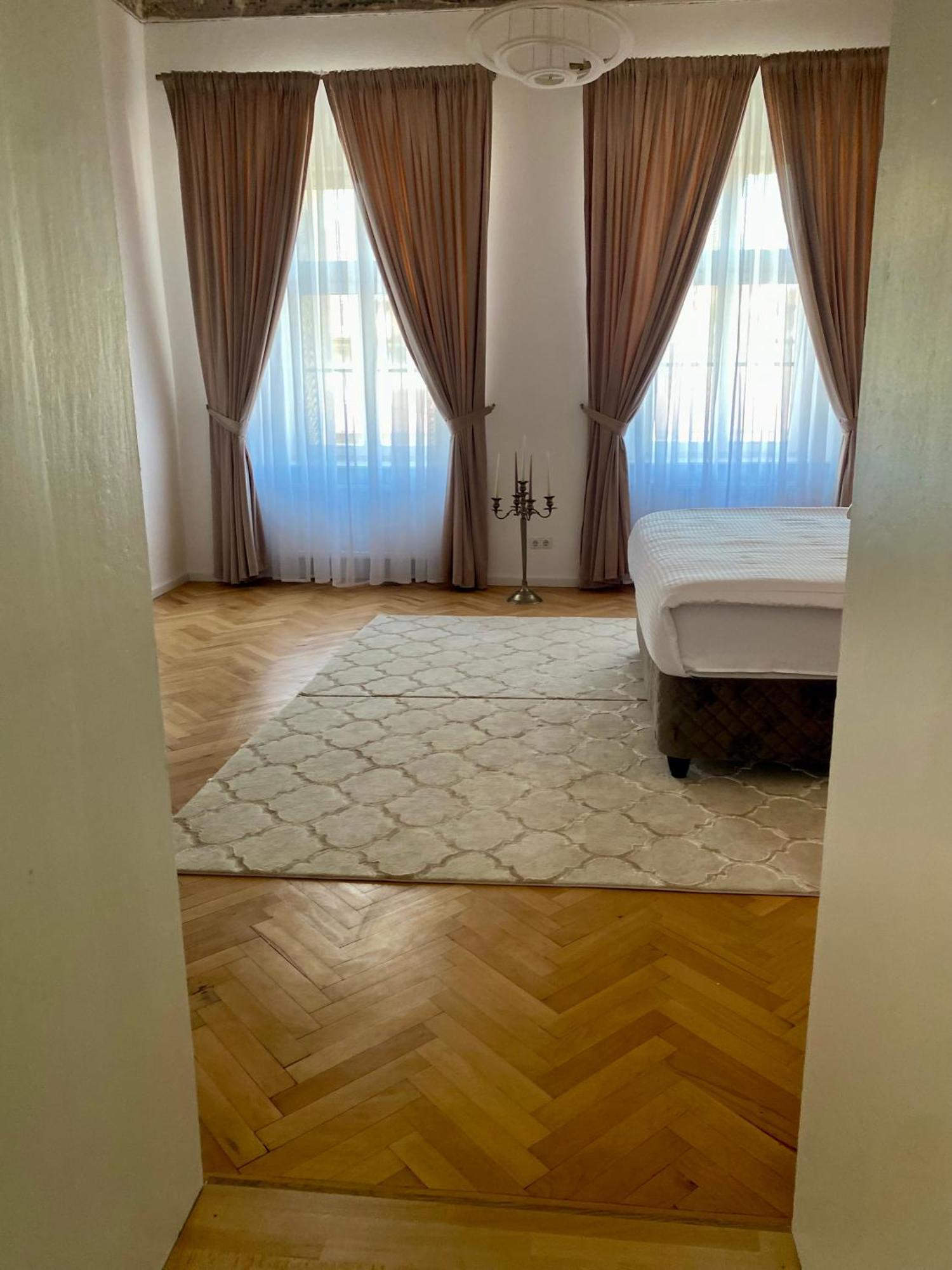 Schiller Rooms Hermannstadt Exterior foto